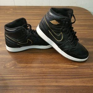 NIKE AIR JORDAN'S  1 RETRO HIGH - CITY OF FLIGHT